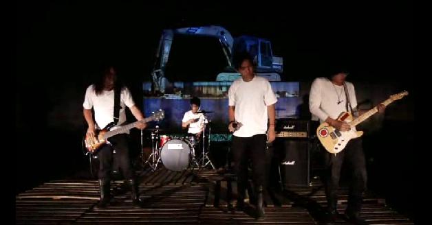 2012南方大賞影音專輯-08.連根拔起:圖片