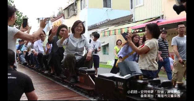 時代轉動！哈瑪星駁二線火車全出動:圖片